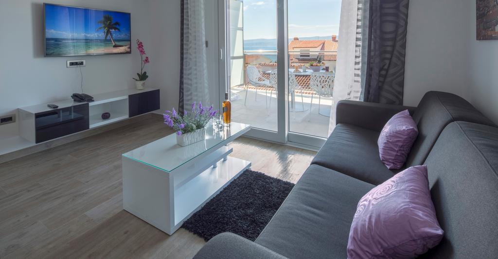 אומיס Apartments The Seasons Residence חדר תמונה